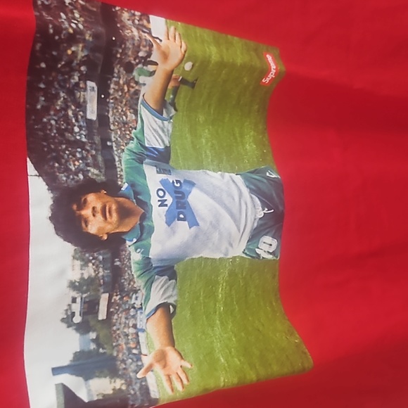 SUPREME MARDONA MENS TEE - Picture 2 of 3